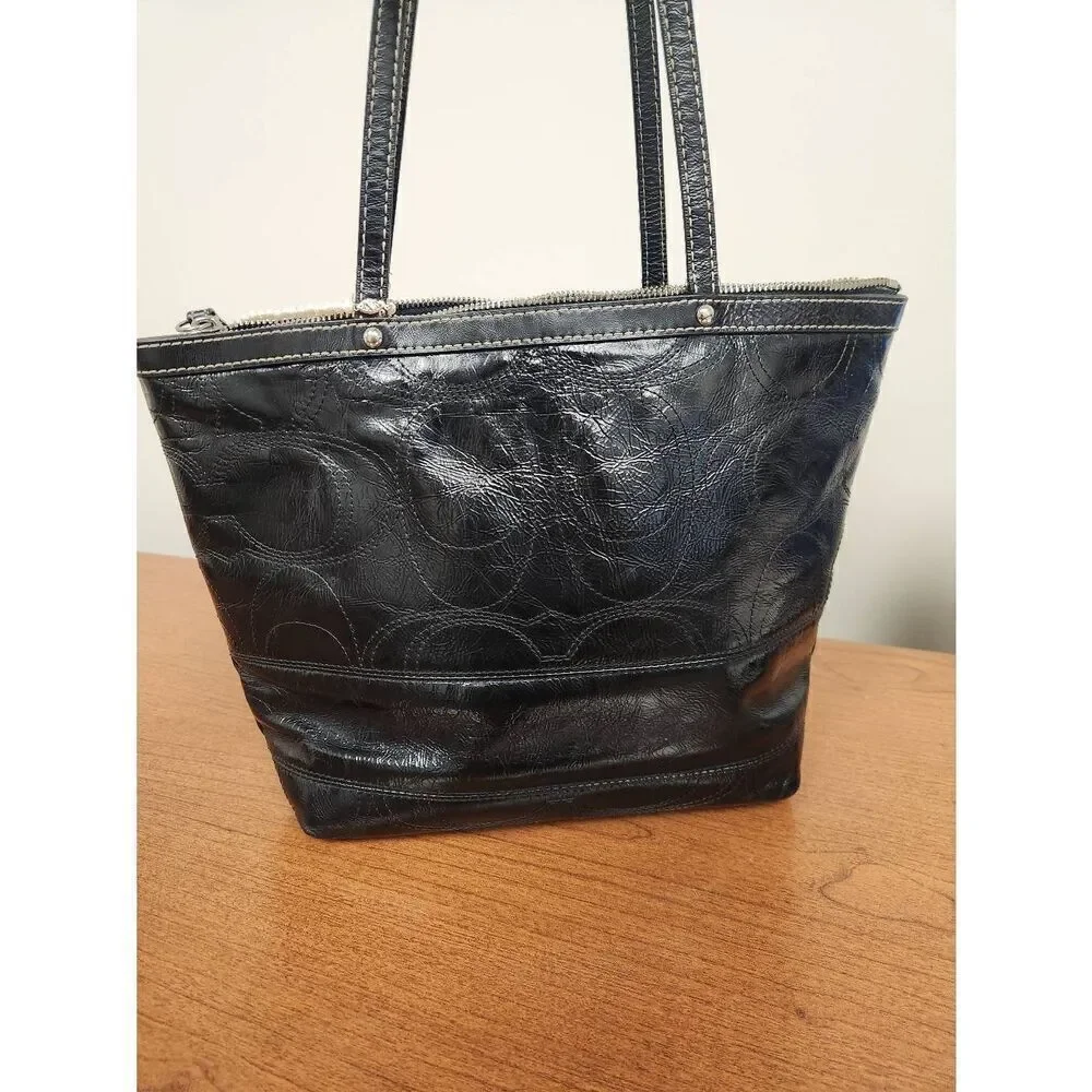 COACH 15142 Purse Black Patent Leather Shoulderbag